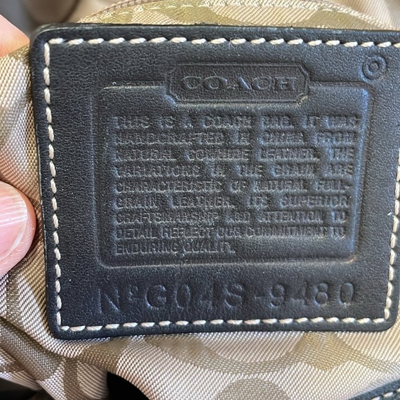 Vintage Coach Soho Leather Shoulder Hobo
Crossbody Bag-Black - Picture 5 of 11